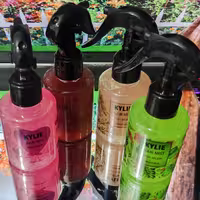 عطر موهای کی لی اورجینال خوشبو کننده و براق کننده مو kylie یکی از پرفروشترین برندهای عطر مو