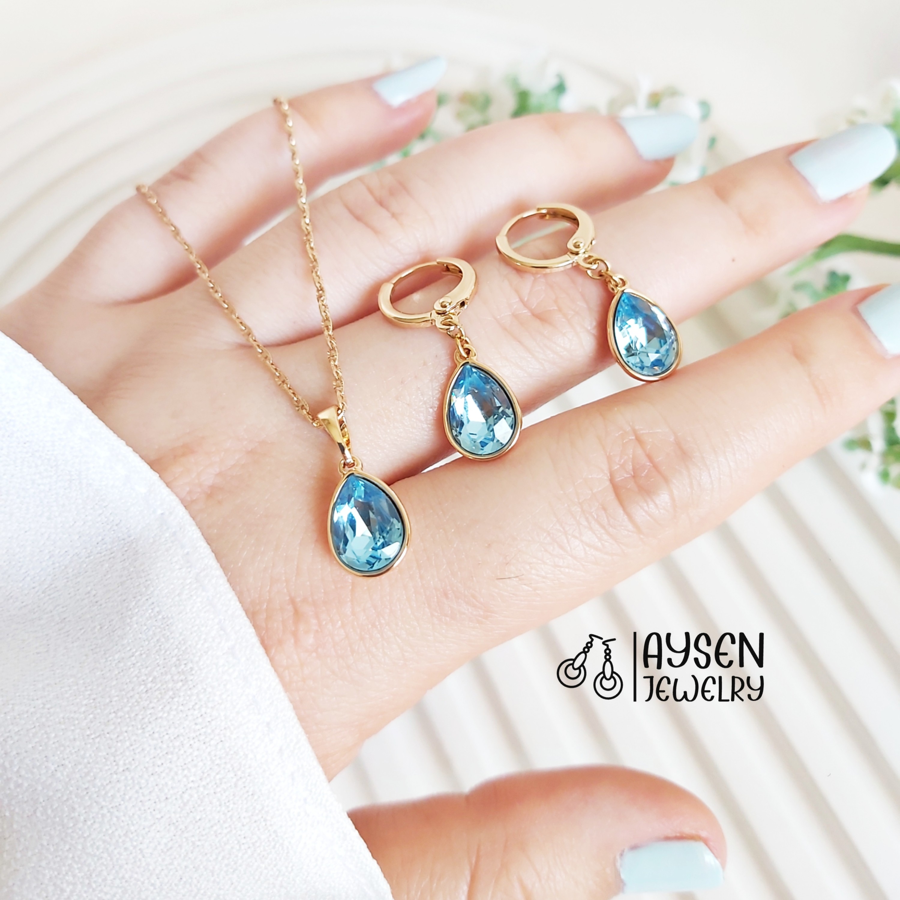 نیم ست سوارفسکی ژوپینگ مشابه طلا 