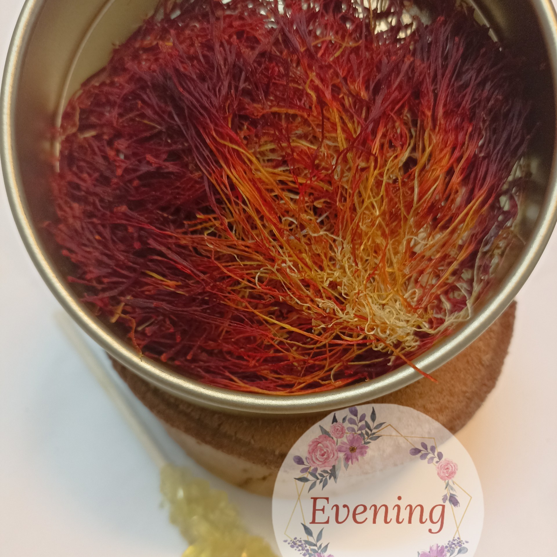 زعفران دسته اعلا سنو گناباد (یک مثقال)