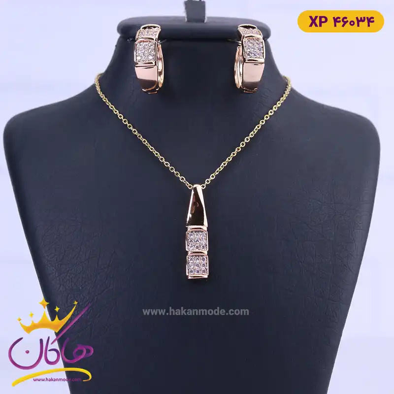 نیم ست استیل زنانه نگینی طلایی | کد XP 46034
