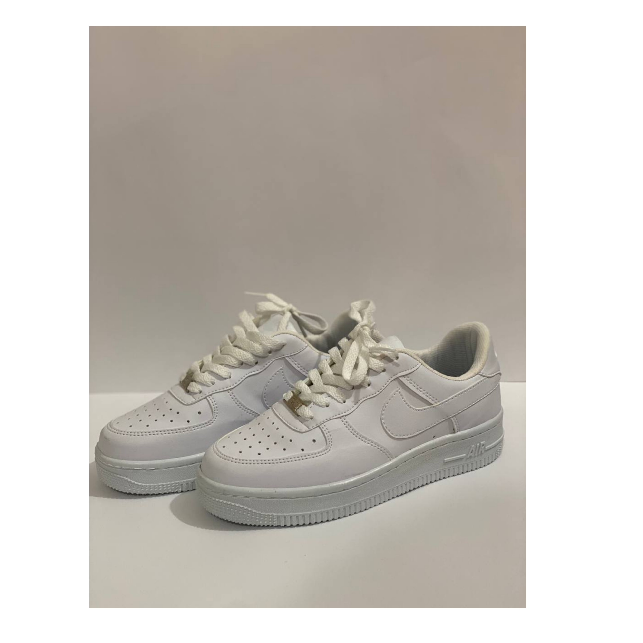 کفش کتونی مدل ایرفورس