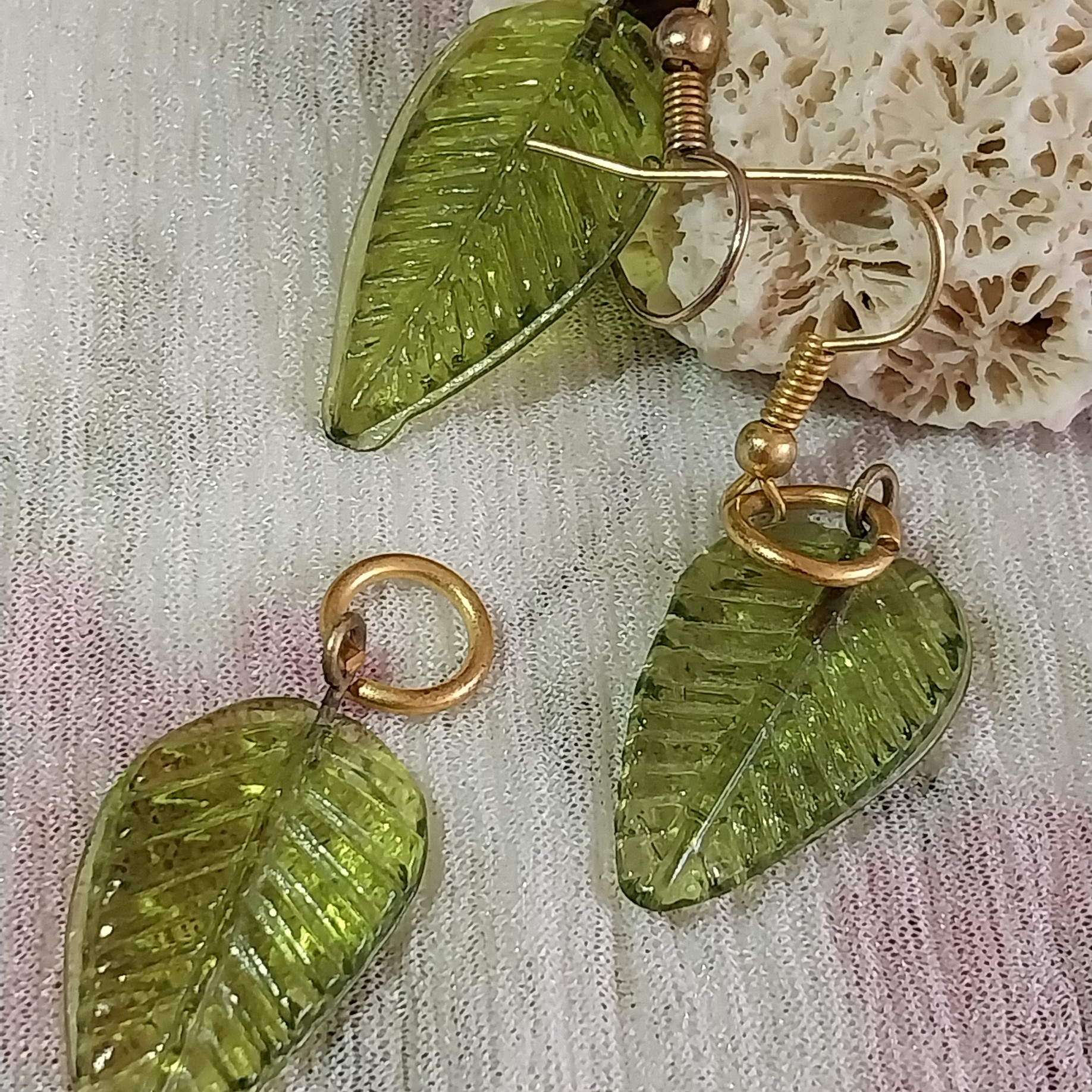 نیم ست طرح برگ زبرجد سنتاتیک