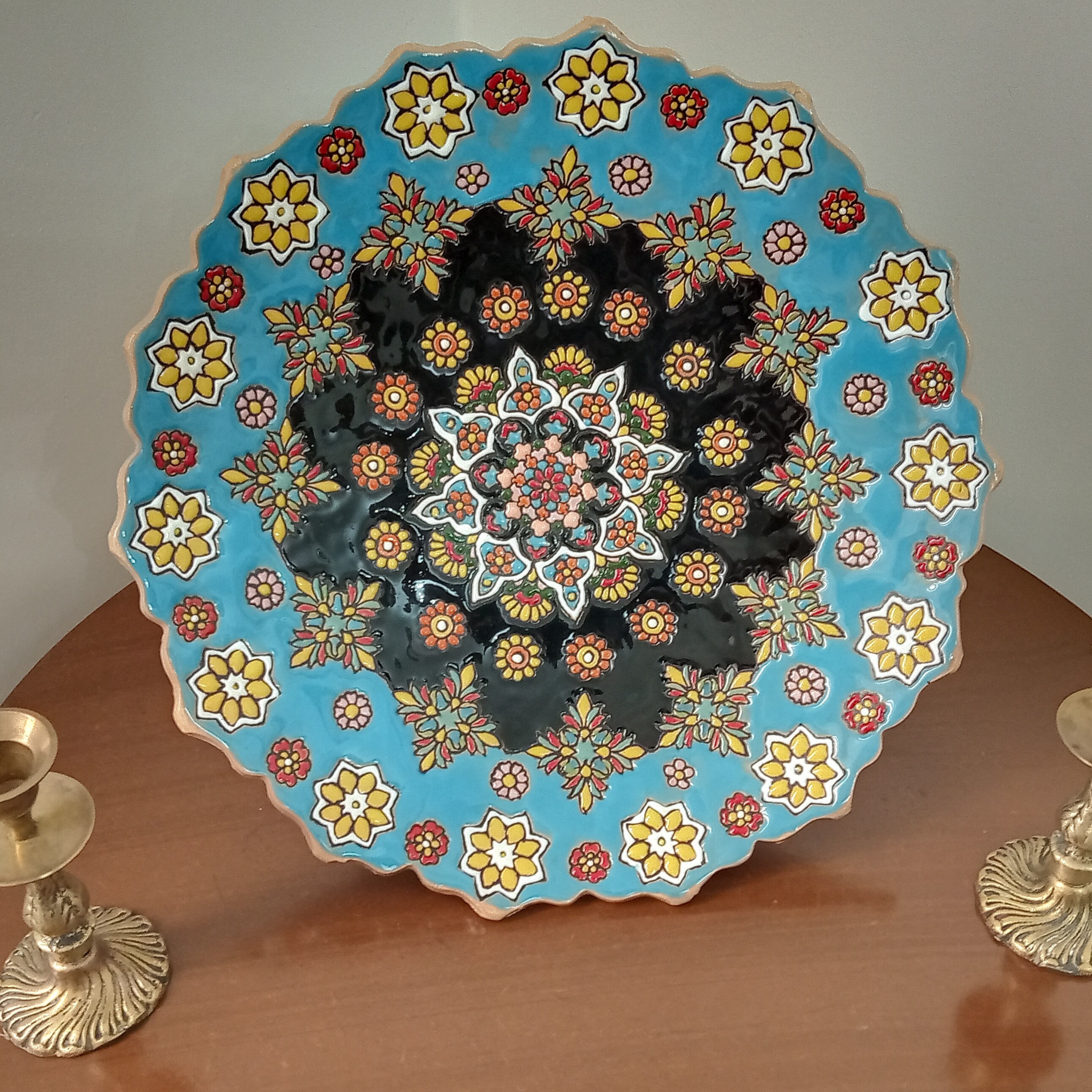 شیرینی خوری میناکاری شده