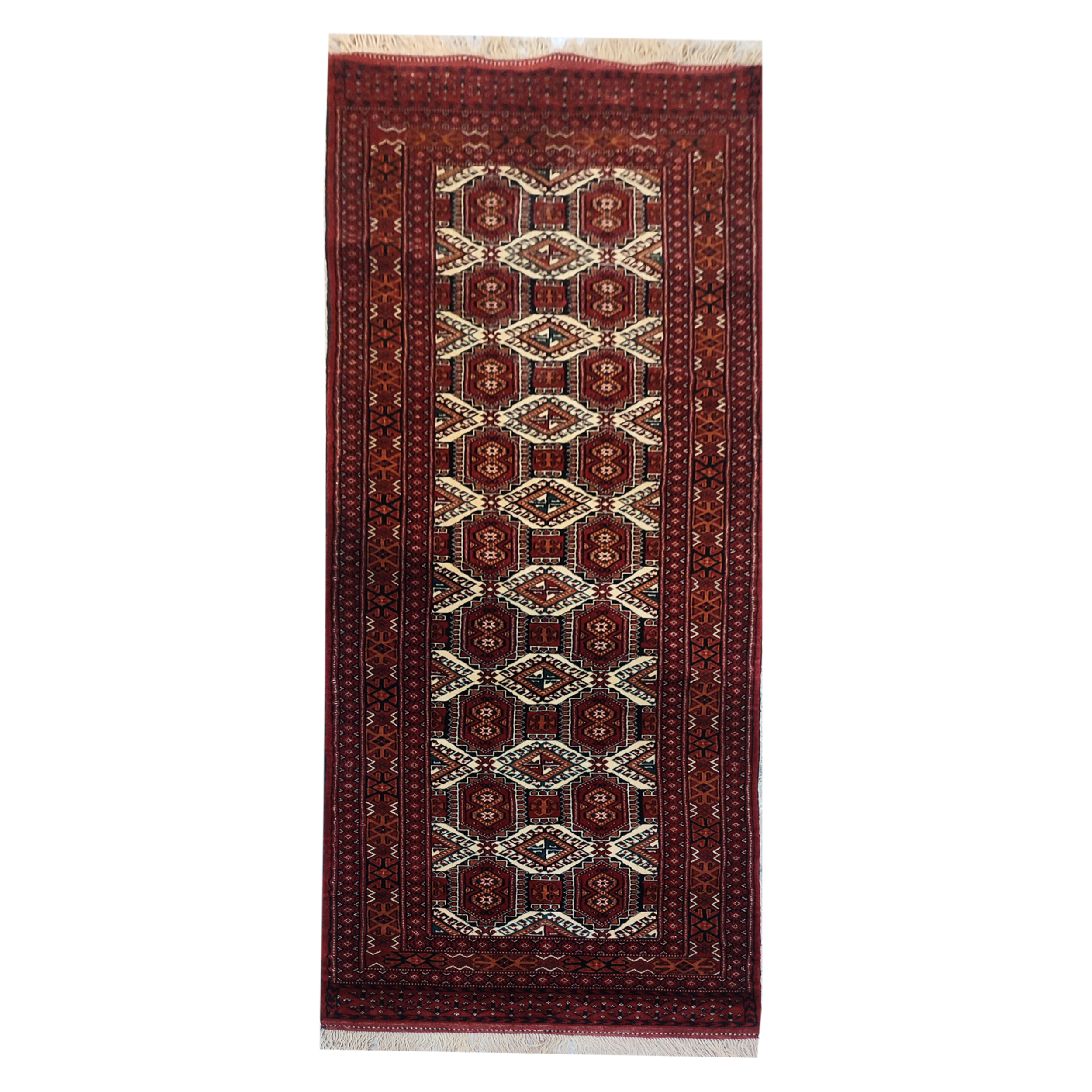 فرش دستباف کناره طول سه متر طرح ترکمن مدل AA