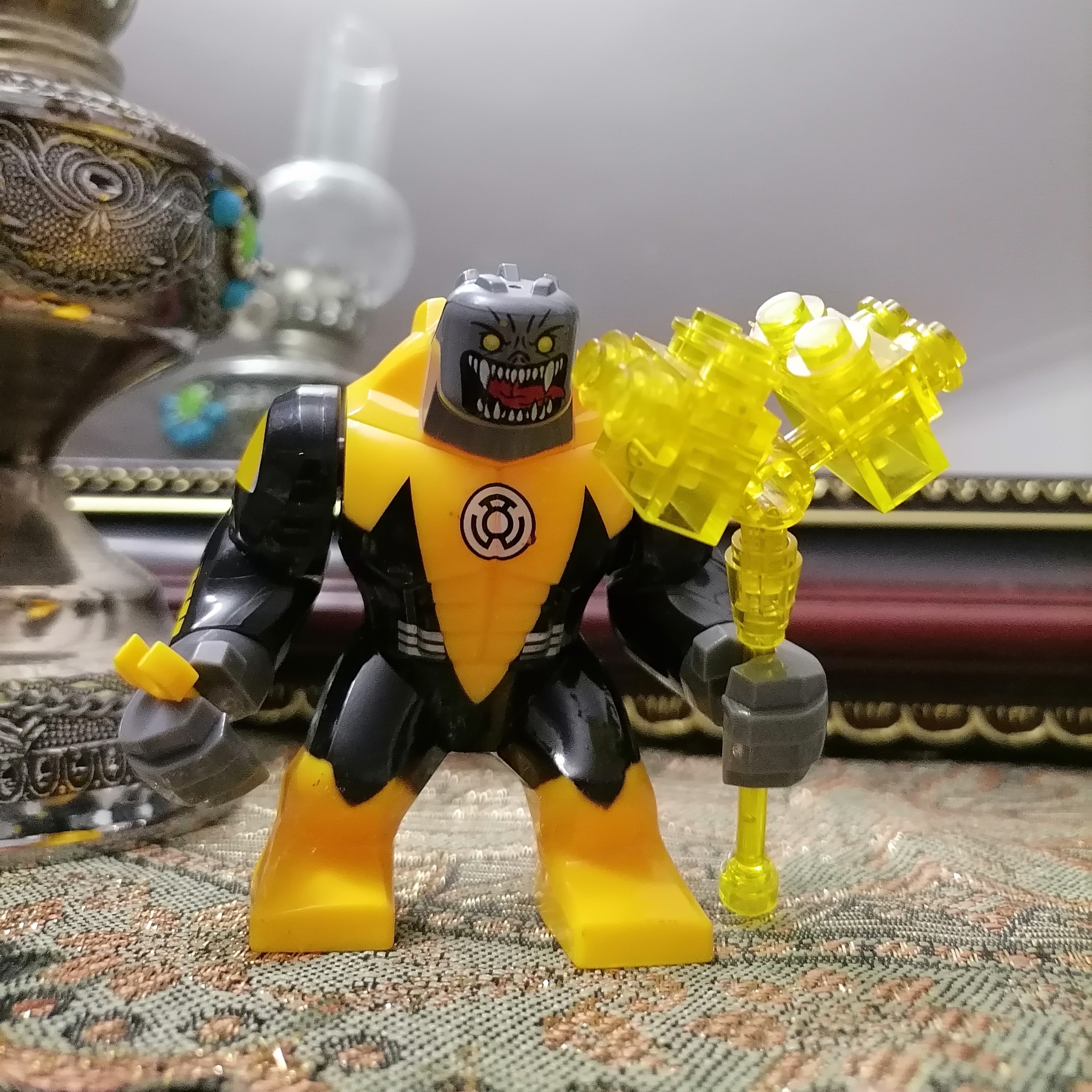 لگو بیگ فیگور سینسترو فانوس زرد با سلاح مخصوص
