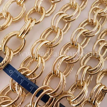 زنجیر درشت طلایی مدل 2