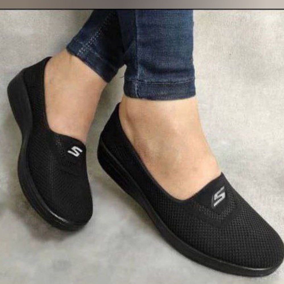 اسکیچرز طبی بسیار سبک زیره پی یو تزریق مناسب پیاده روی و روزمره