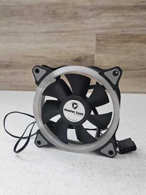 فن کیس مسترتک دارای RGB (استوک)