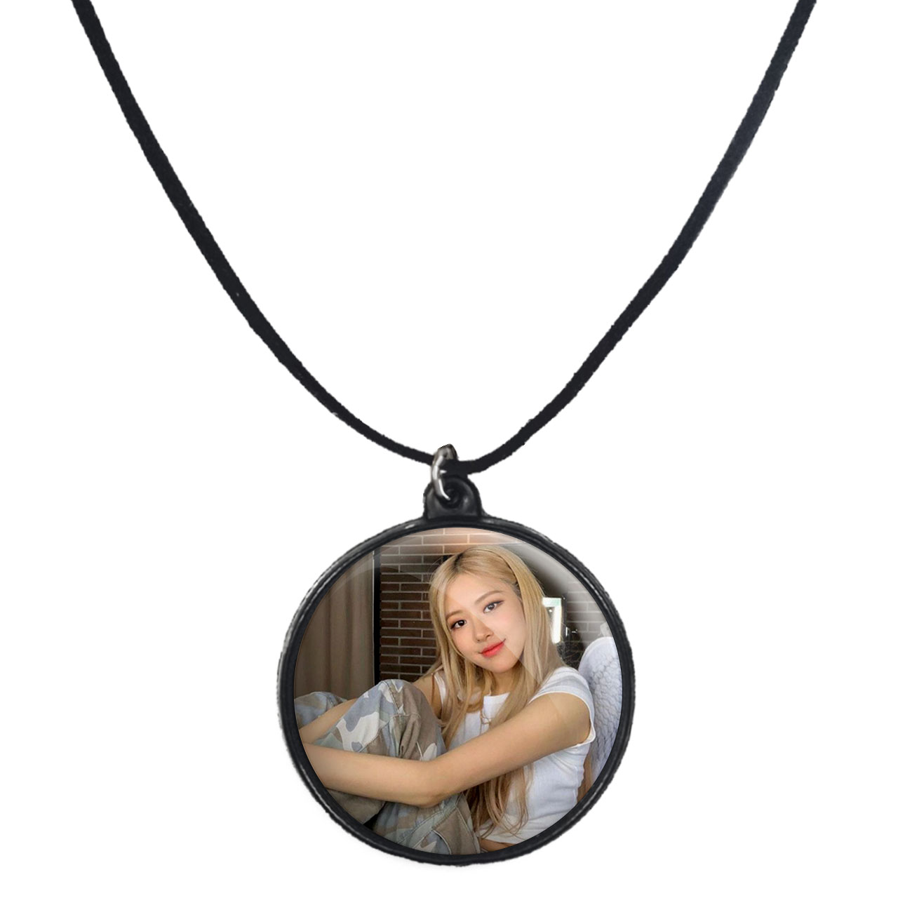 گردنبند پرمانه طرح بلک پینک کد pmb.18102 مدل دو طرفه