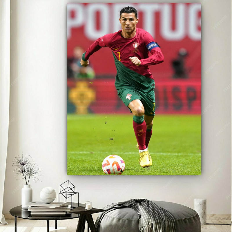 تابلو شاسی طرح شاسی اسطوره فوتبال مدل رونالدو کد GR1288 | دنیای قاب