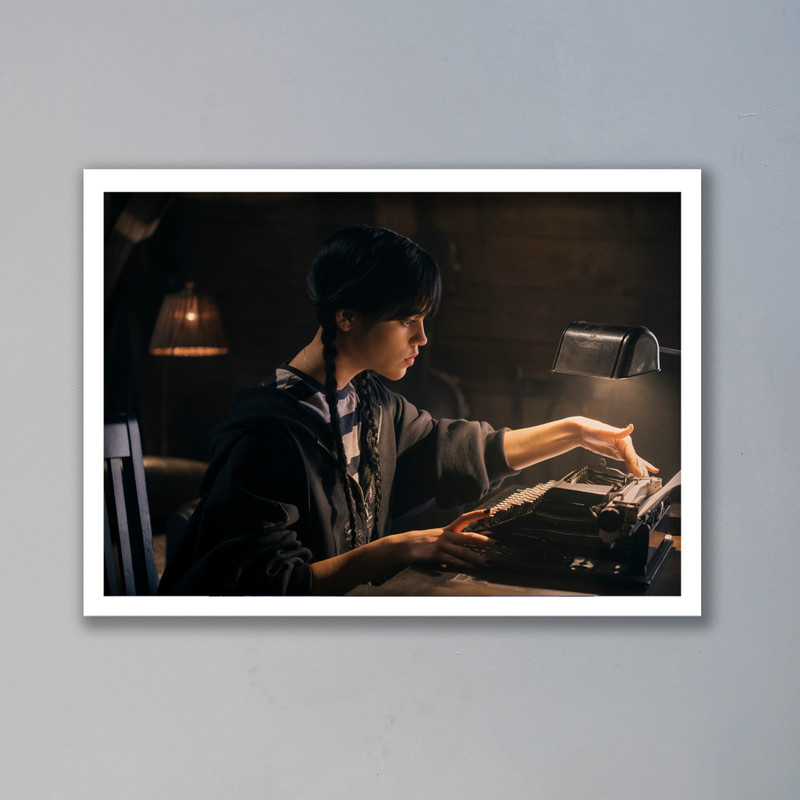 تابلو مدل ونزدی آدامز Wednesday Addams کد LAG1090 | دنیای قاب