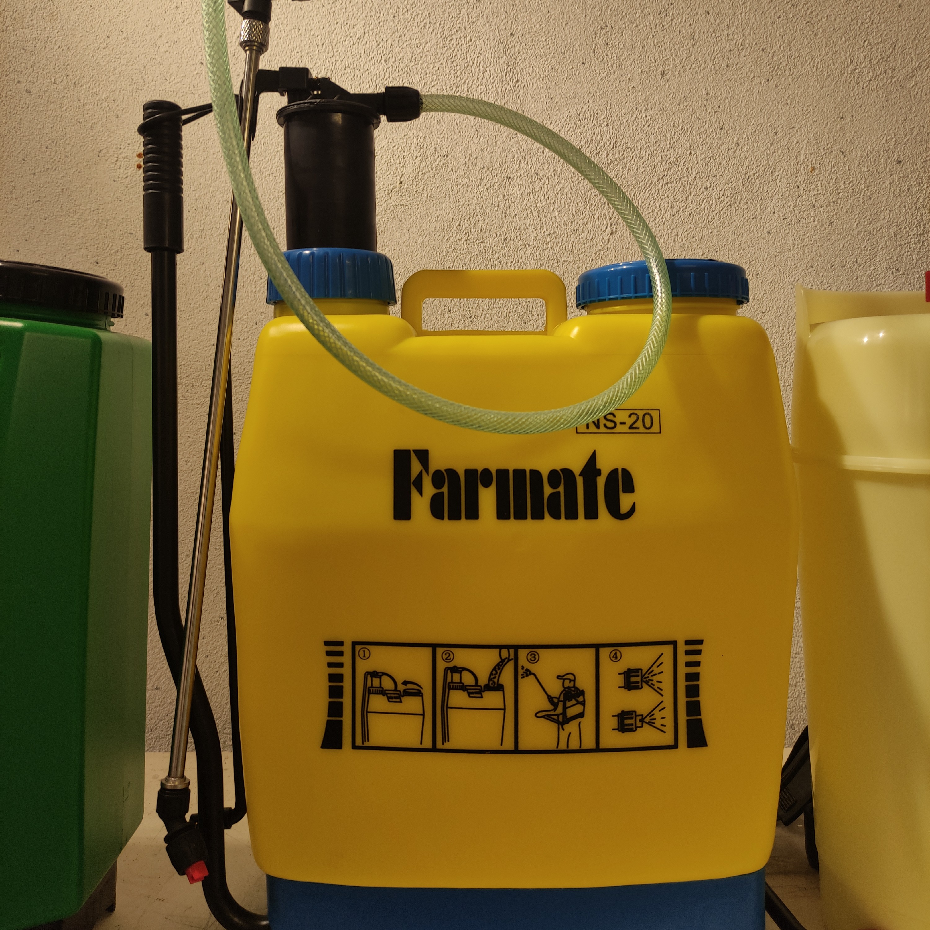 سمپاش 20 لیتری  دستی مارک فارمات  