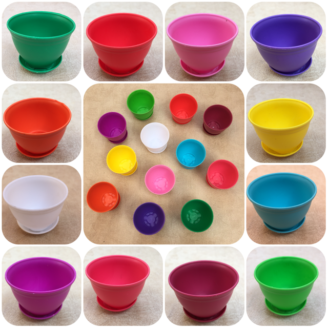 گلدان پلاستيكی رنگی دوازده عدد