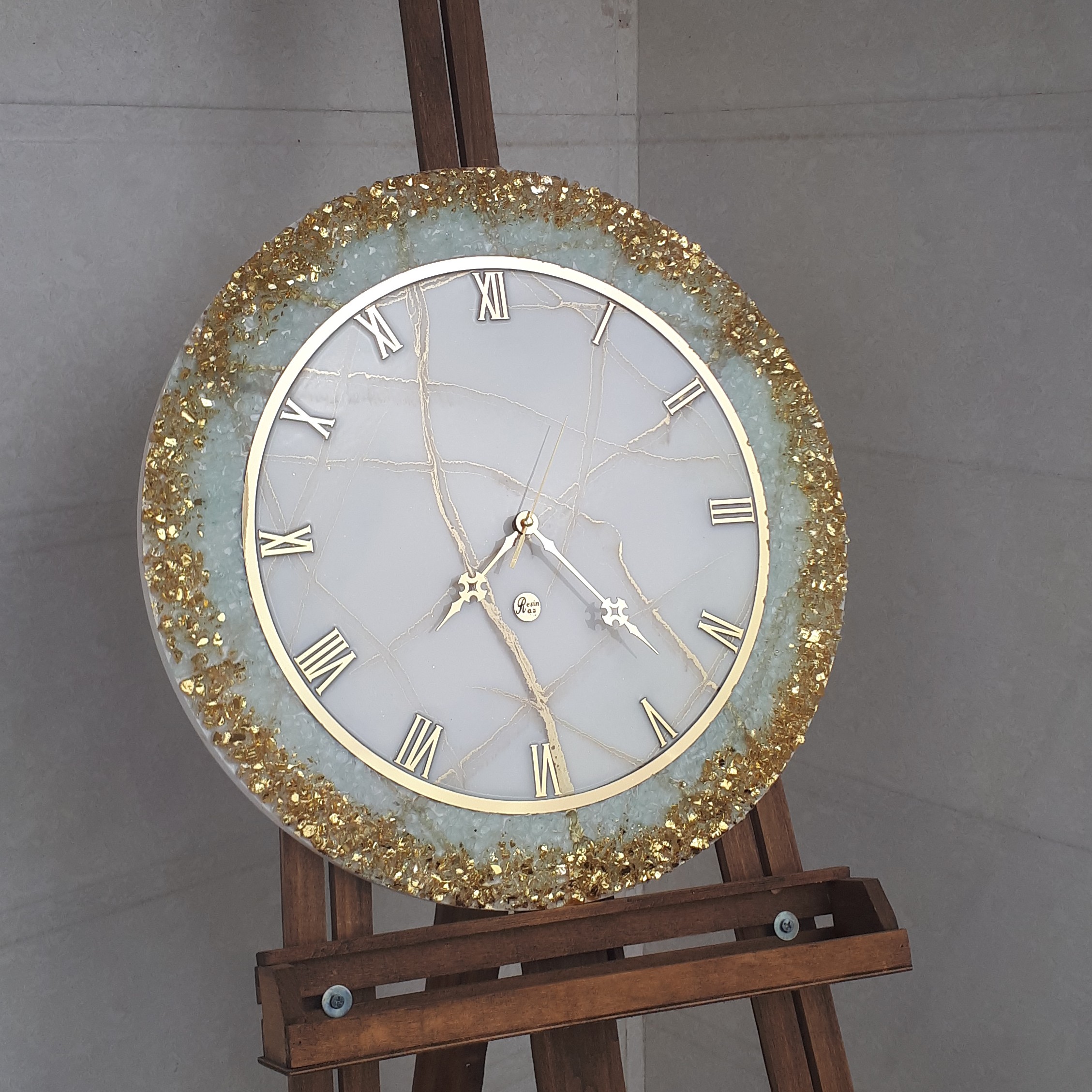 ساعت دیواری طرح سپید قطر 60  (پس کرایه)