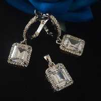 نیم ست نقره، وارداتی، عیار 925،آبکاری رادیوم، بسیار شیک و زیبا، مناسب برای استفاده روزانه و مجلسی 