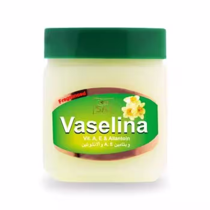 وازلین ویتامینه معطر