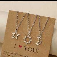 گردنبند ست سه نفره ماه و خورشید و ستاره ،تمام استیل  ،رنگ  ثابت، قیمت تکی 65 هست،سه تاش 169تومن