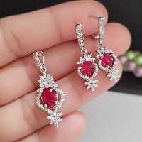 نیم ست نقره عیار925با روکش طلا نگین یاقوت سنتاتیک 