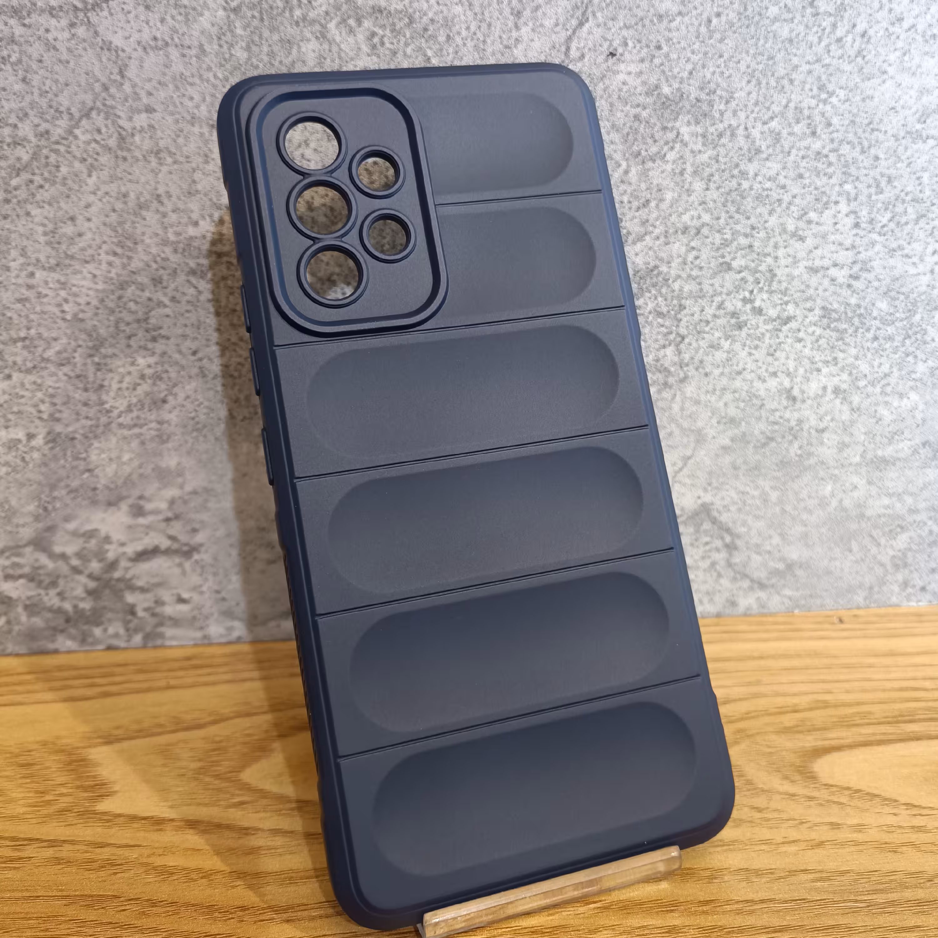 قاب گوشی A53 مدل لوپی سیلیکنی داخل مخمل رنگ سرمه ای  samsung A53