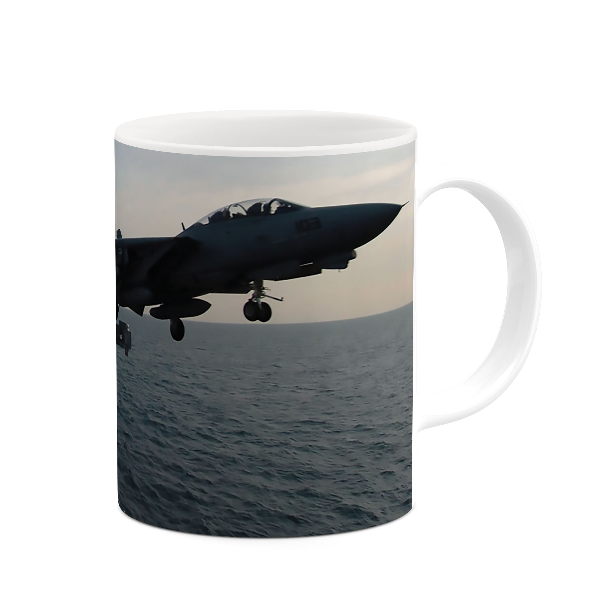 ماگ طرح پرواز هواپیمای جنگنده از ناو مدل mug03672