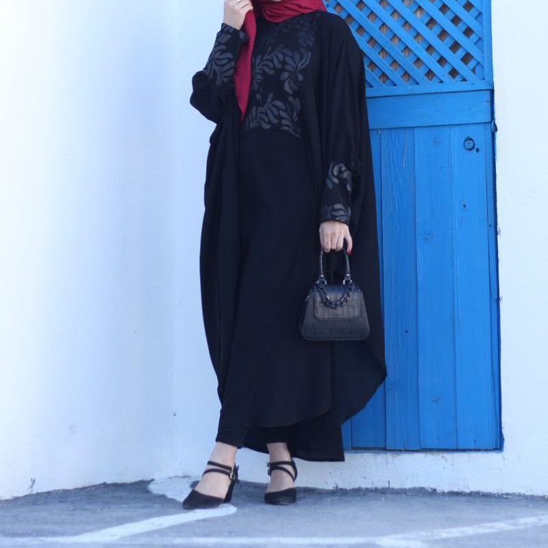 عبا مشکی