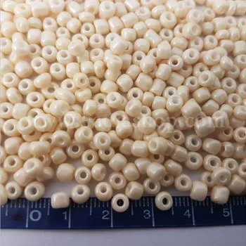 منجوق گرد درشت گچی کرم شیری