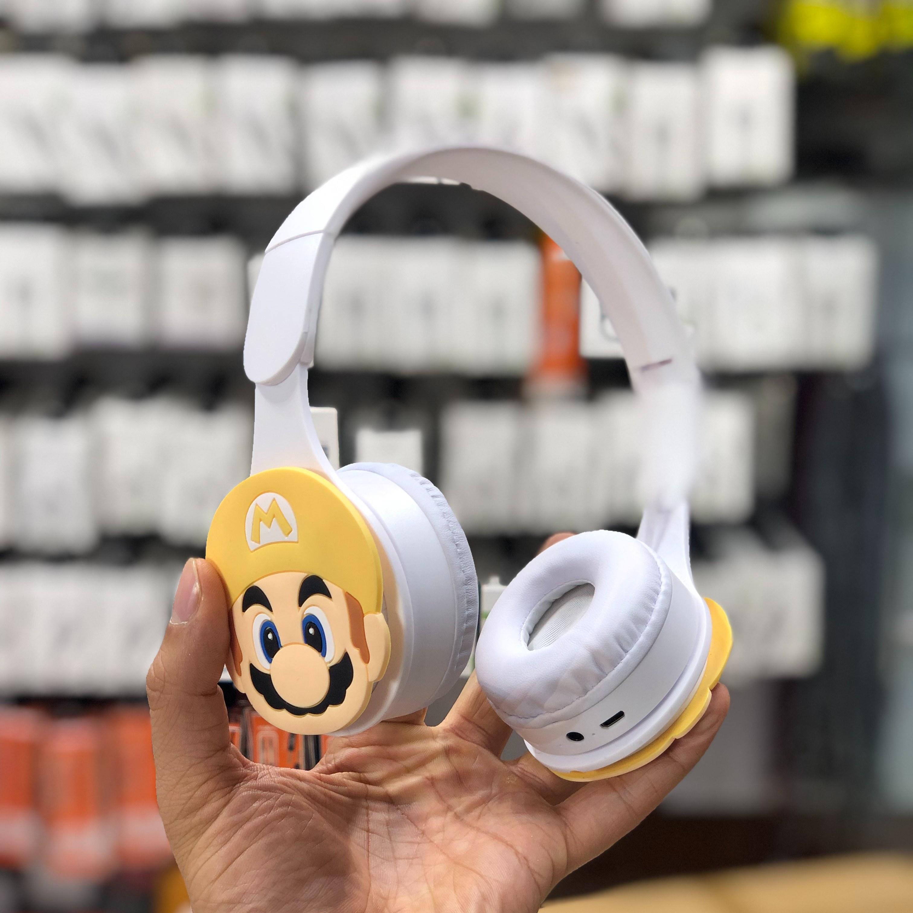 هدفون عروسکی طرح ماریو mario سفید رنگ و با کیفیت