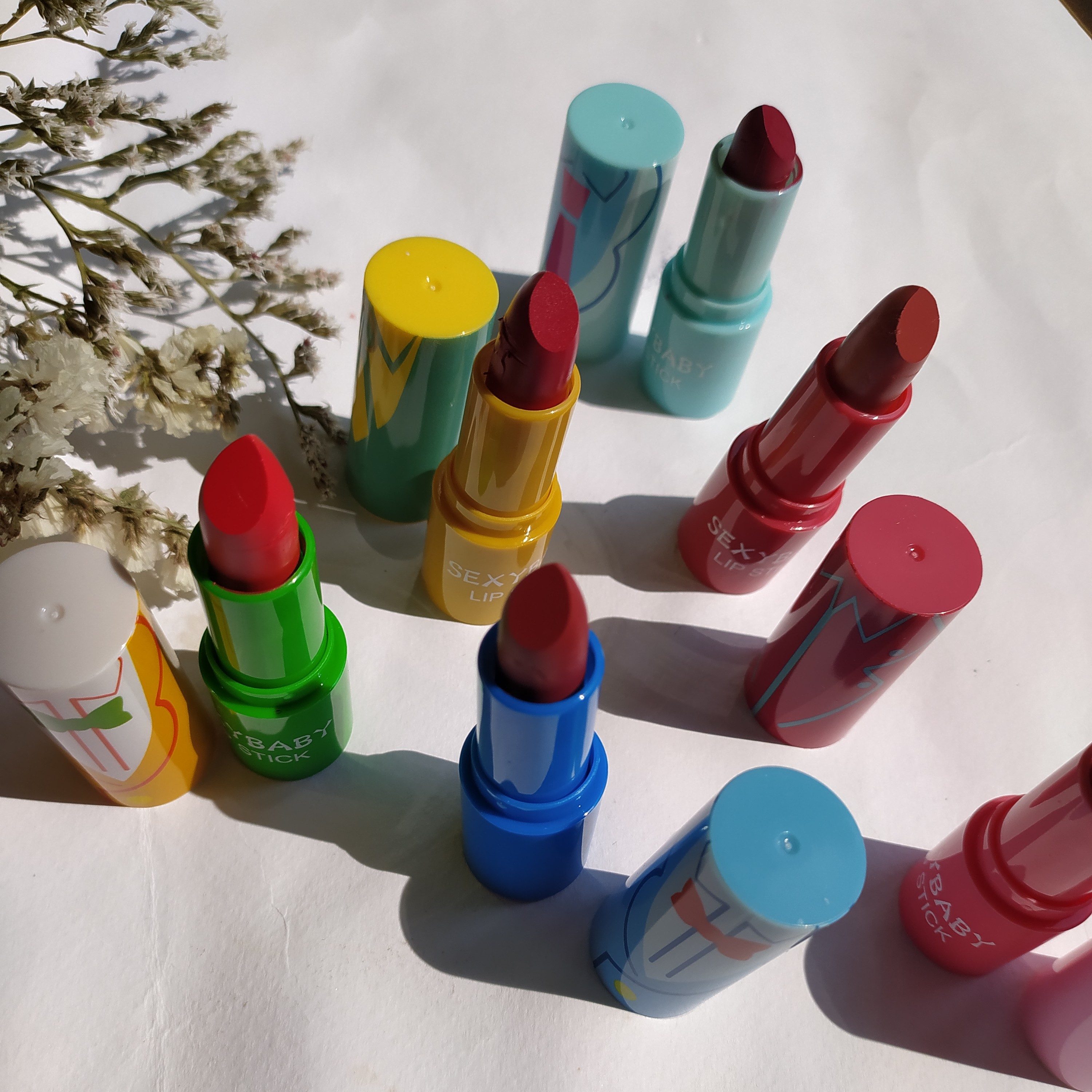 رژلب جامد طرح کراوات baby