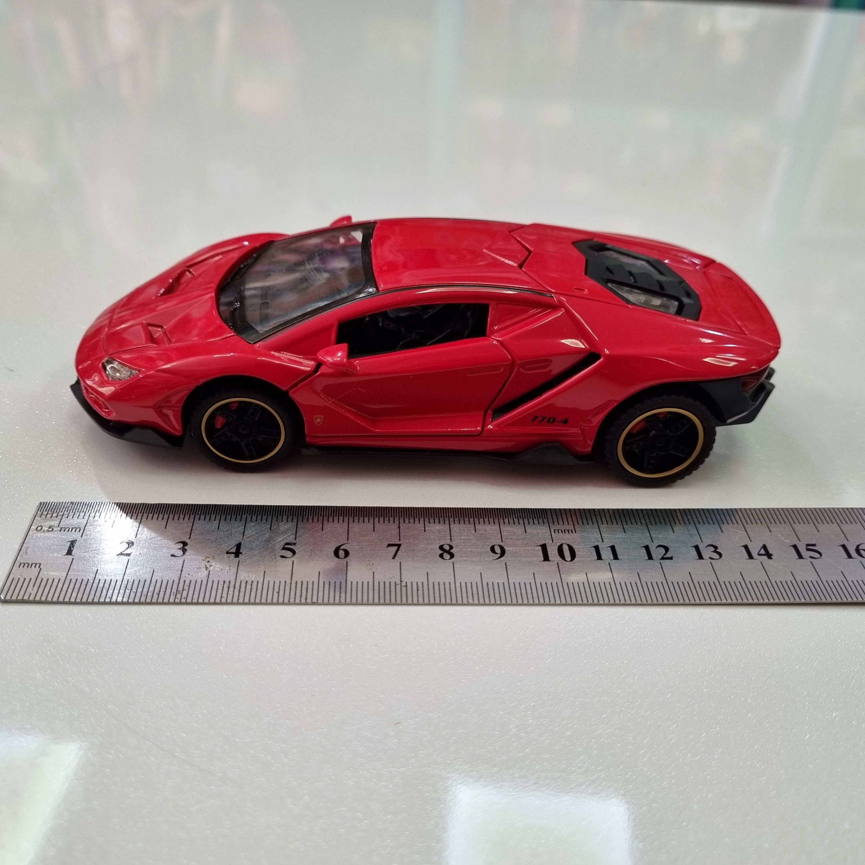 ماکت فلزی ماشین  لامبرگینی سنتناریو  