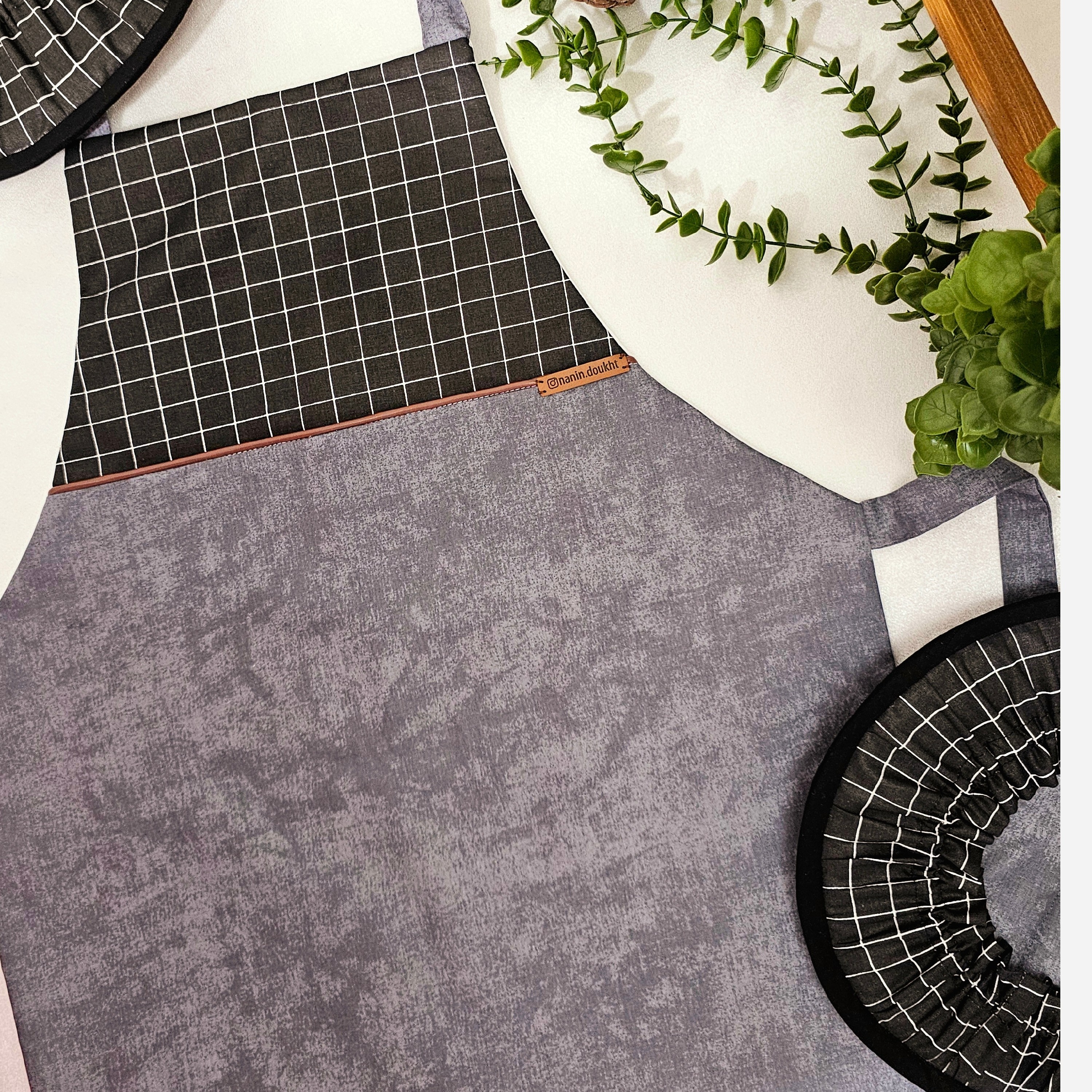 پیشبند آشپزخانه مدل ساده جنس کتان ترک 