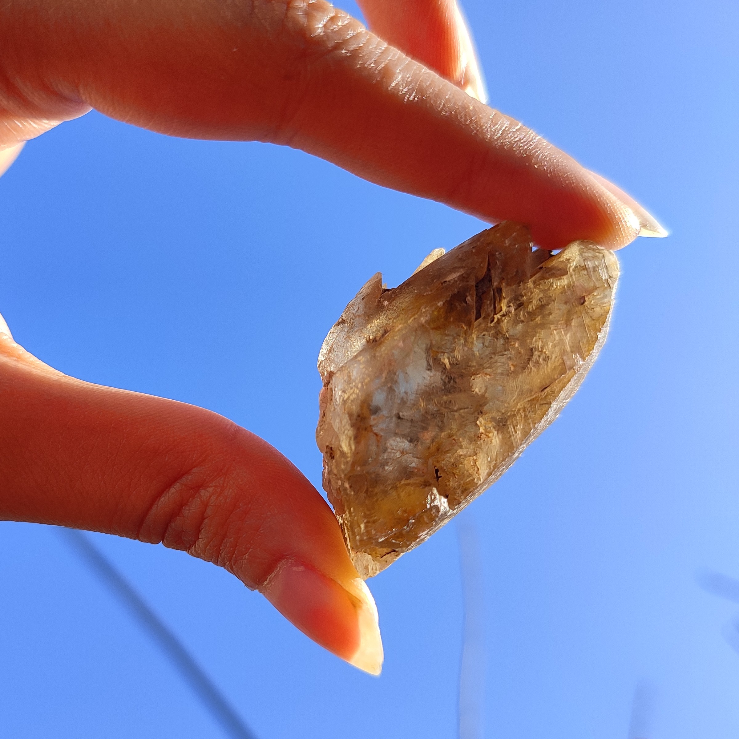 سنگ راف و تراش نخورده ژیپس شیشه ای کاملا اصل و طبیعی کد4