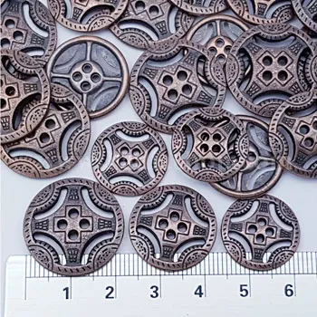 دکمه سوراخ دار 3 سایز 1951