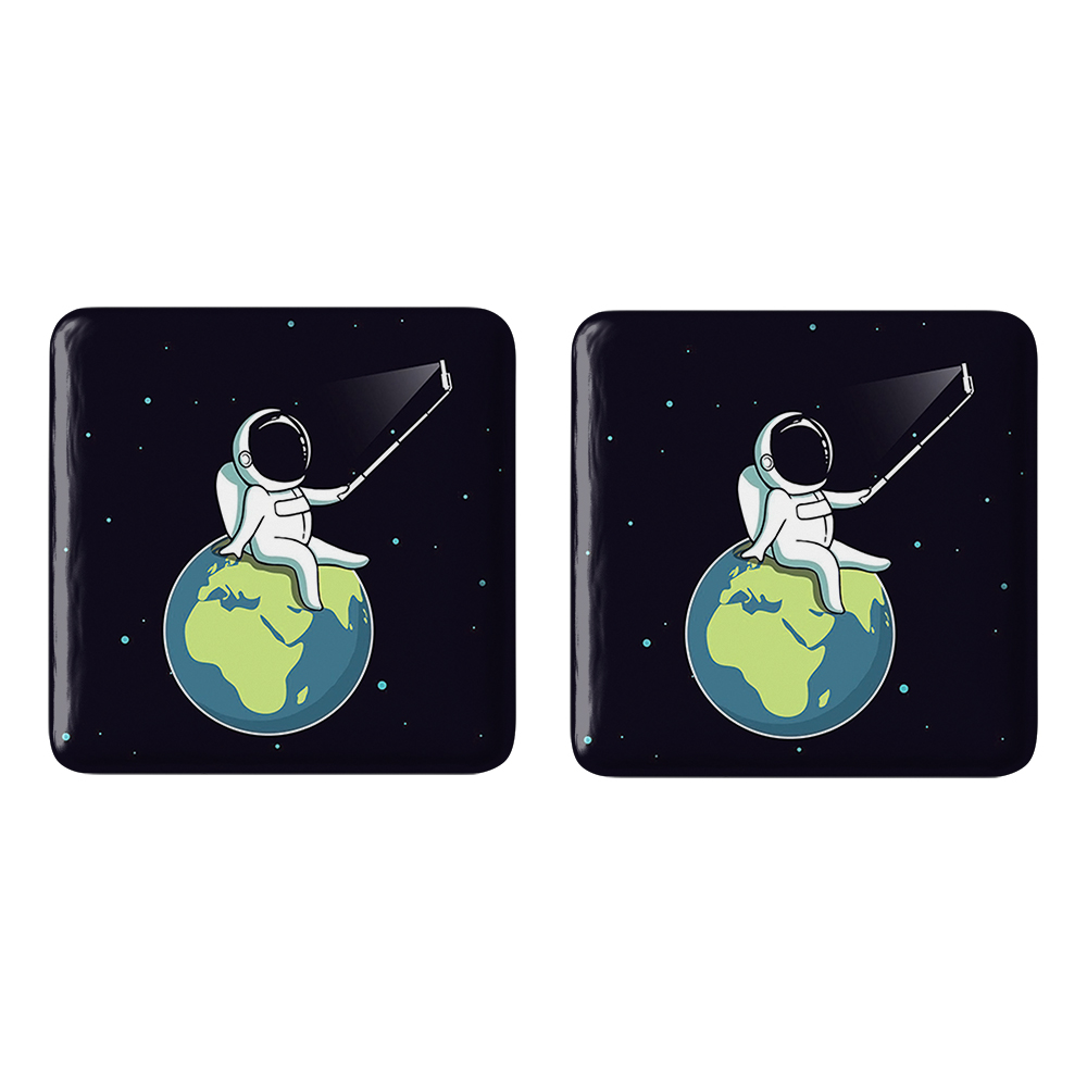 پیکسل خندالو مدل فضانورد کد 1949 به همراه مگنت