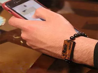 دستبند چوبی دست ساز با تخفیف ویژه