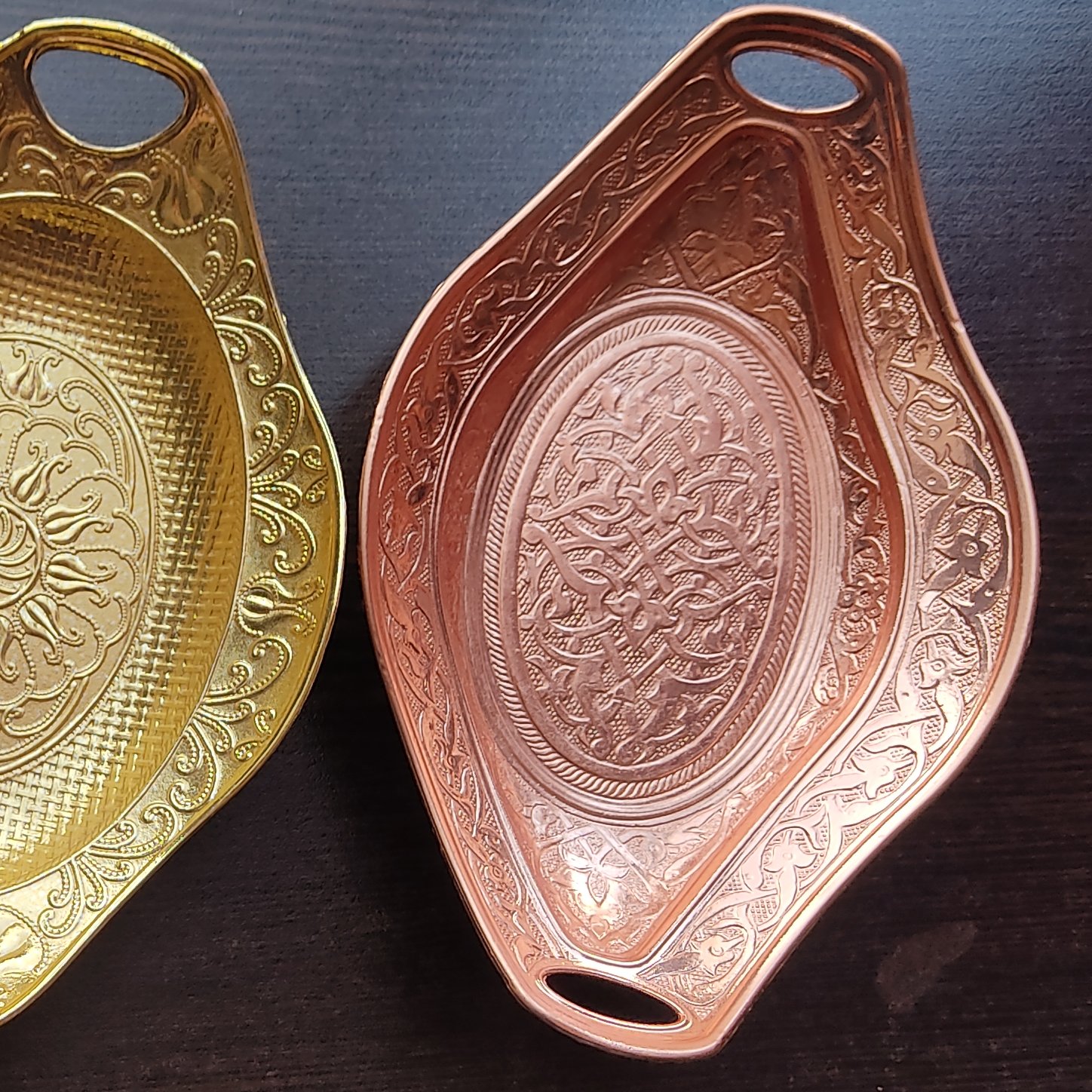 ظرف مخصوص تنقلات جنس سیلور رنگ ثابت کار پر فروش