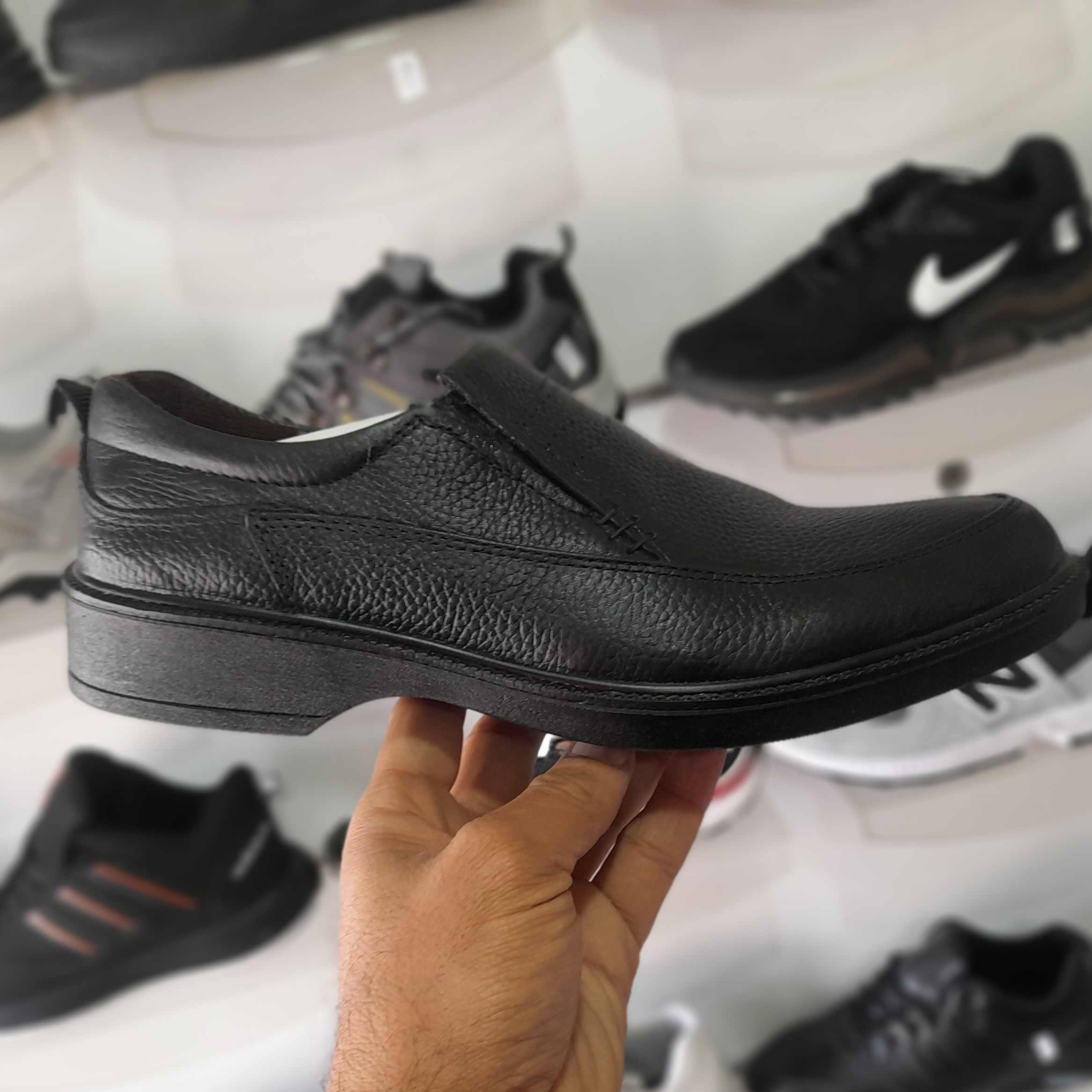 حراج کفش مردانه راحتی و اداری چرم طبیعی باارسال رایگان