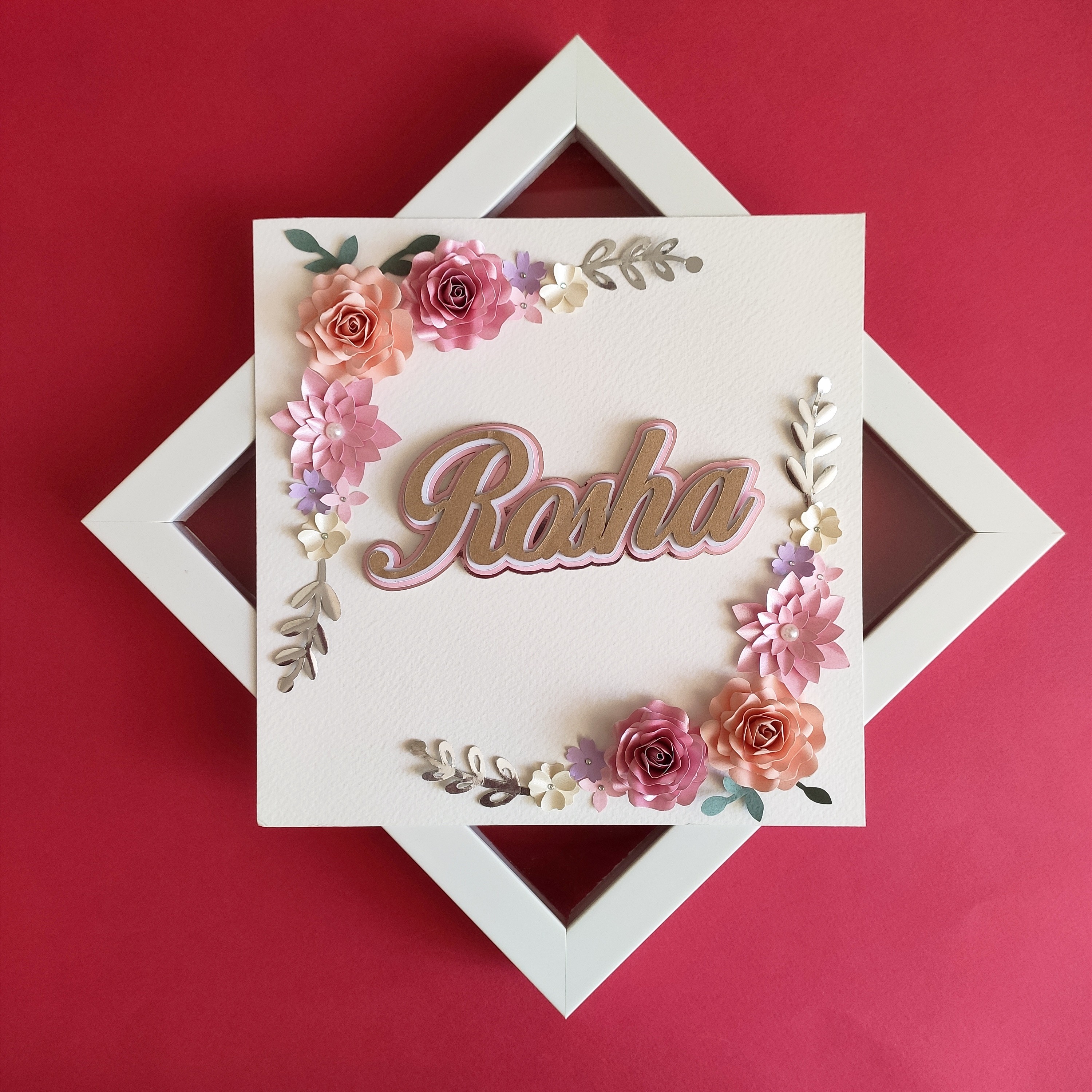 تابلو اسم طرح گل برجسته ابعاد 20در20 مناسب کادو و هدیه تولد 