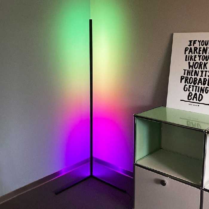 آباژور ایستاده مدل کرنر لایت مدل RGB