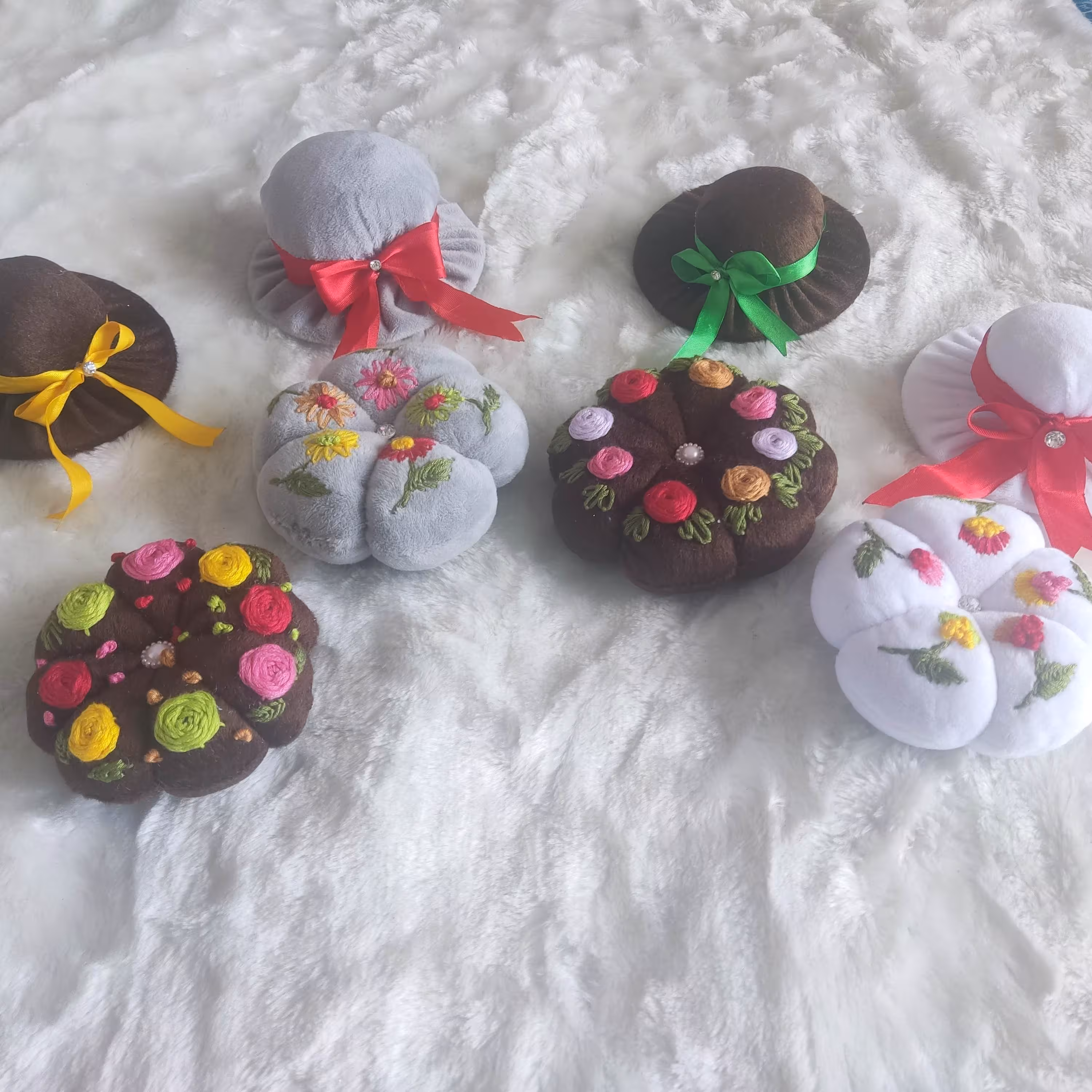 جاسوزنی گلدوزی شده