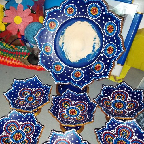 هفت سین سفالی طرح نقطه کوبی در رنگ و سایز های مختلف 