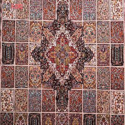 فرش ماشینی زمرد مشهد طرح خشتی مدل ترنج زمینه کرم