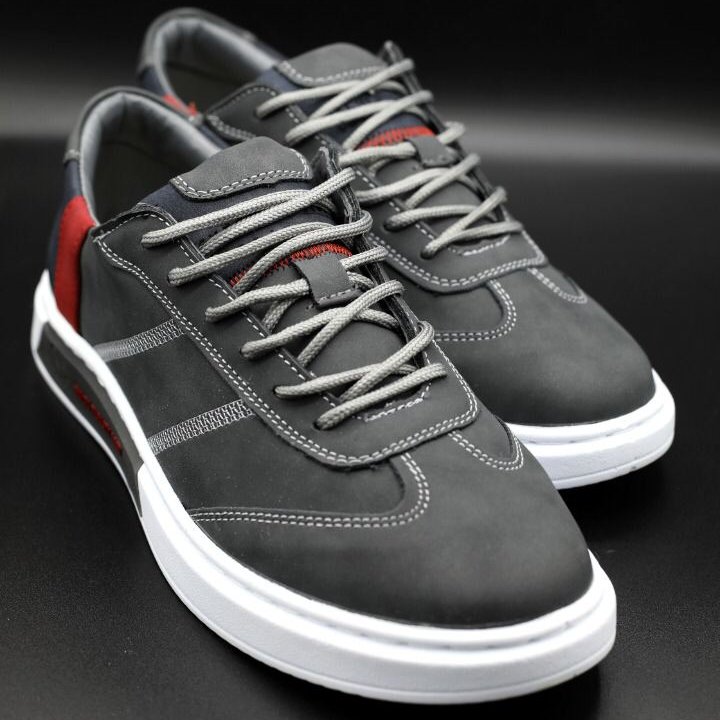 کفش  اسکیچرز