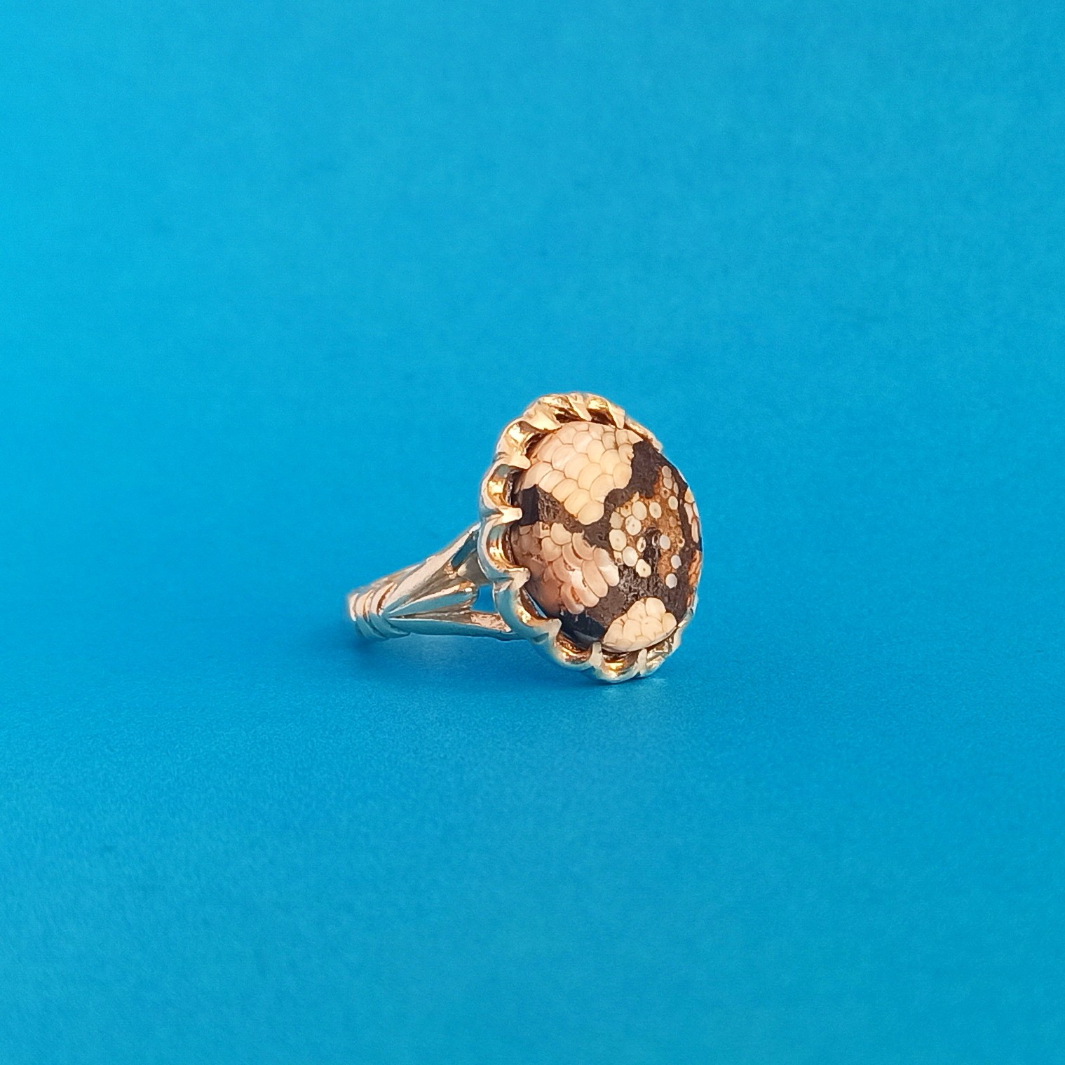 عقیق پوست ماری اندونزی، اصل معدنی طبیعی