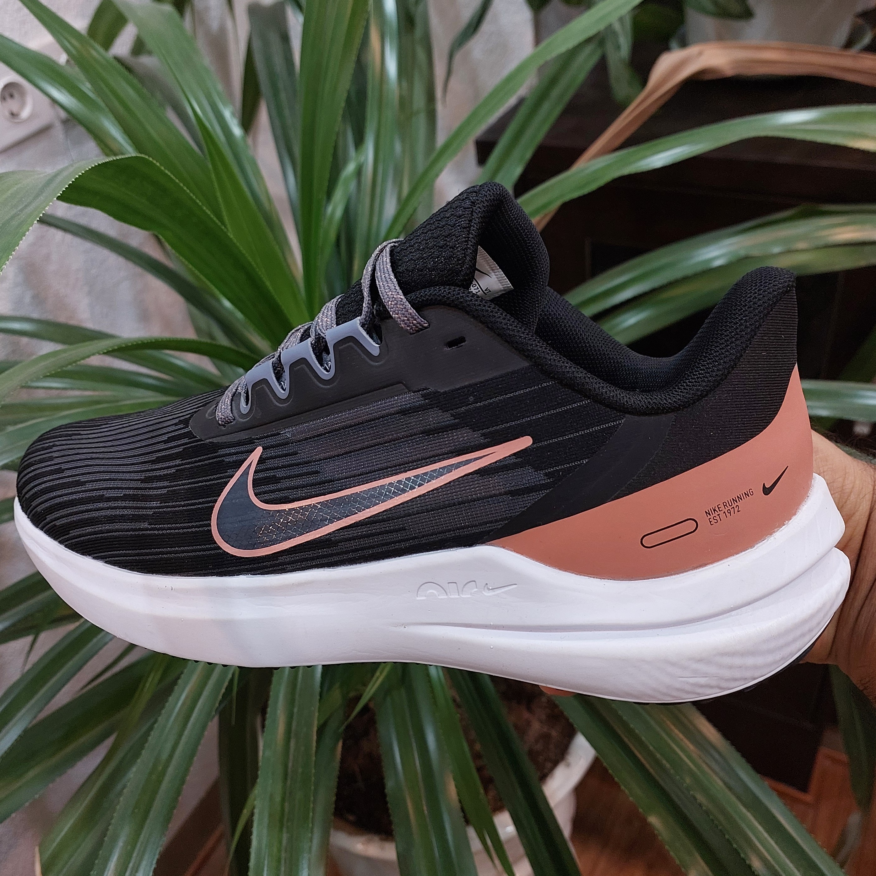 کفش کتونی رانینگ و پیاده روی نایک زوم وینفلو 9ویتنامی nike zoom winflo 9 کیفیت مستر کوالیتی