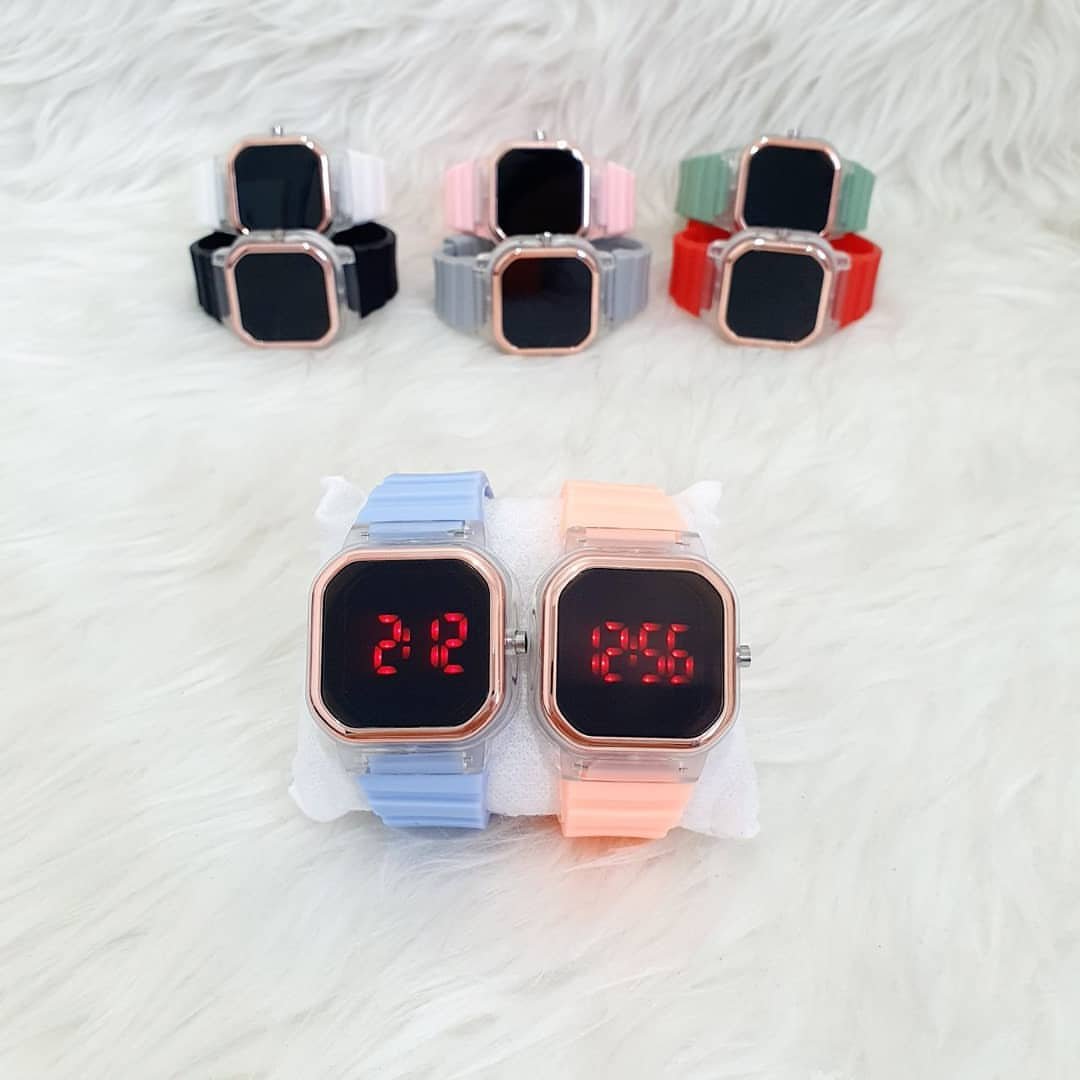 ساعت مچی 8 ضلعی ال ای دی قاب شفاف و خاص