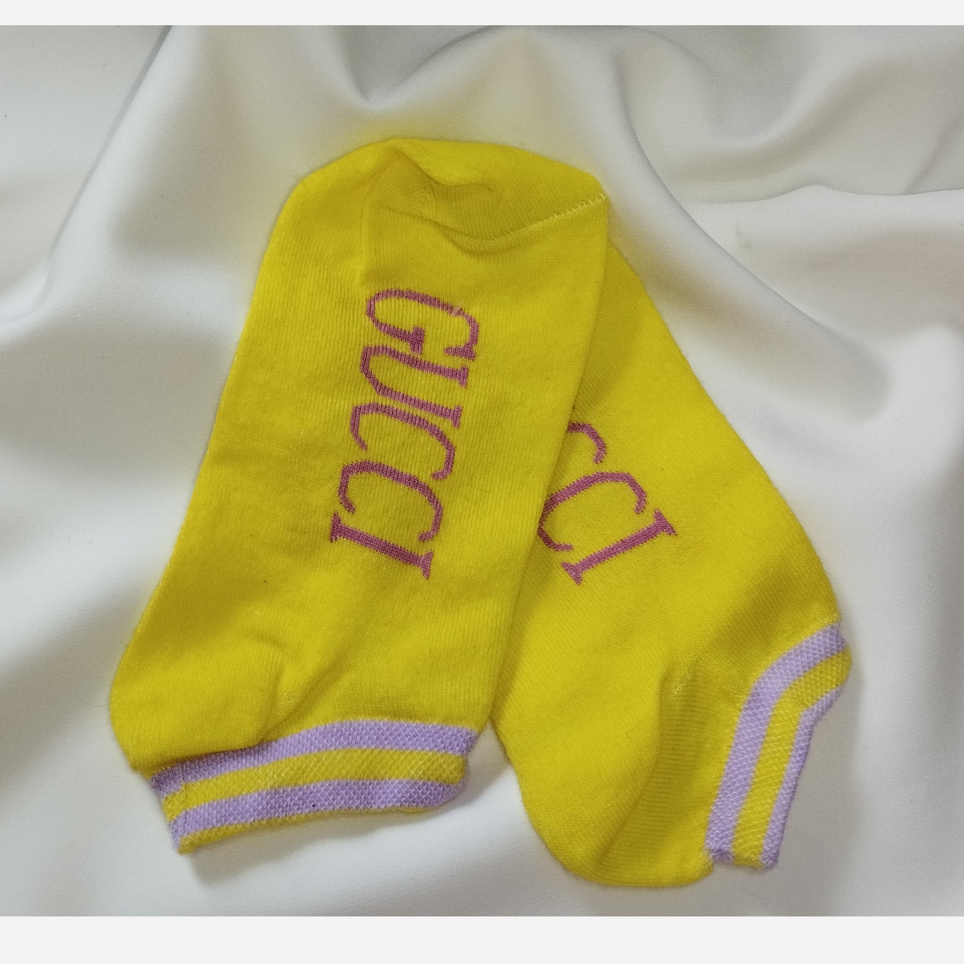 جوراب مچی طرحدارمناسب سایز 36 تا 42 (  فقط خرید 100 هزارتومن  به بالا از پیج ثبت میشه 