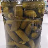 خیار  شور ریز و ممتاز 700 گرم خالص با بسته بندی شیشه ای