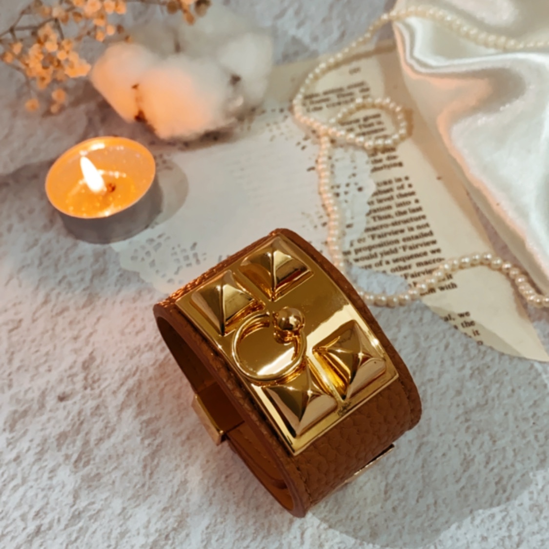 دستبند چرم هرمس