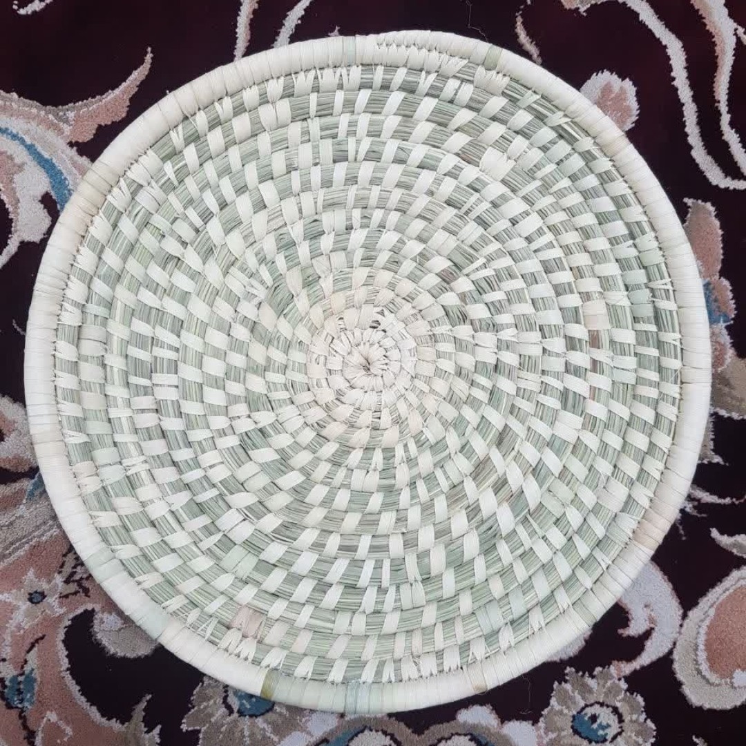 سینی 25س ..دیوار کوب ..سرو وپذیرایی پس کرایه