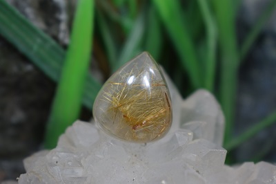 کوارتز روتیل دار